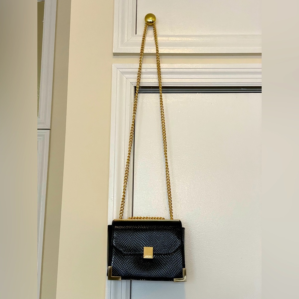 Aldo Black/Gold Crossbody/Shoulder Bag 🌟🖤